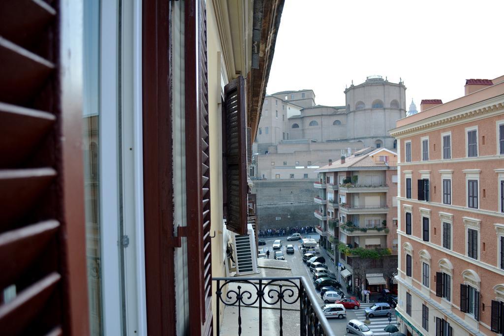 Vaticansky Rooms Roma Esterno foto